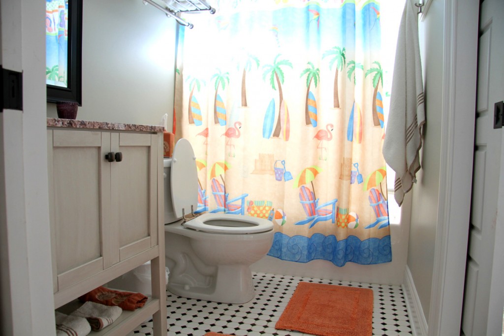 Bathroom in Coastal Home by Thornhill