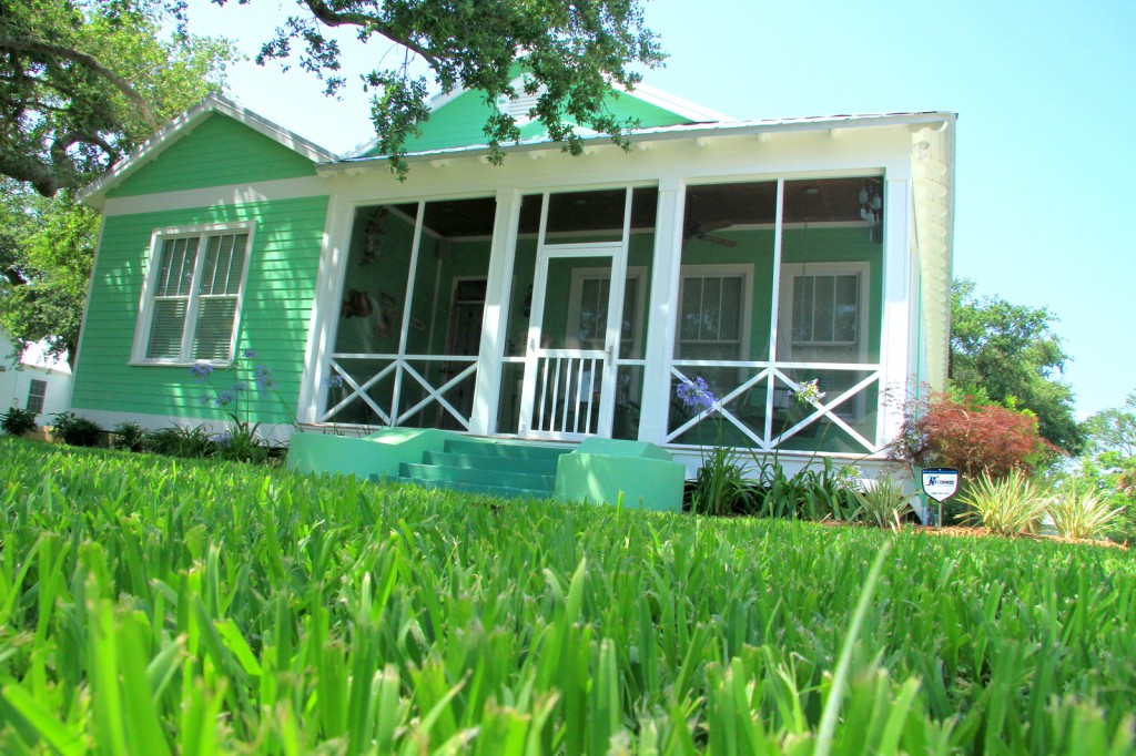 Bay St Louis custom home built by Thornhill Construction as a turn key custom home near the beach.